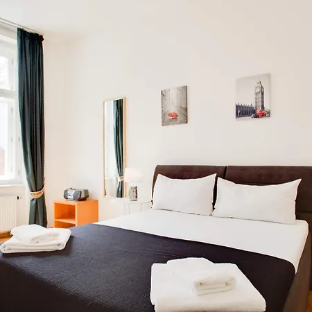 Pretty, Comfortable * Prague