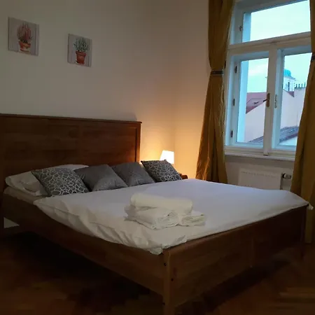 Pretty, Comfortable Апартаменты Прага